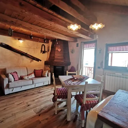 Daire Hostdomus - Hunter's Burrow Pragelato