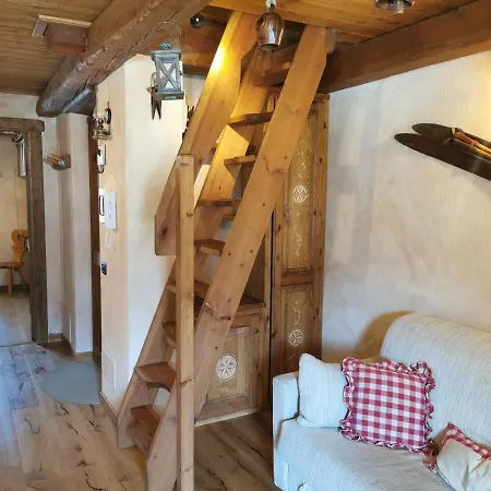 Daire Hostdomus - Hunter's Burrow Pragelato